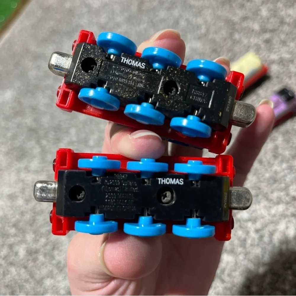 Thomas & Friends Take N Play Die Cast Train Magnetic Lot Engine Rosie, Thomas